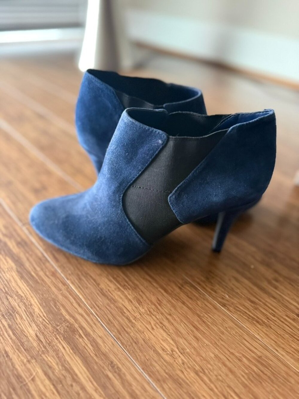 Arturo Chiang Navy Blue Pointed Toe Suede Booties Women's Size 9.5 NWOT - Picture 7 of 12